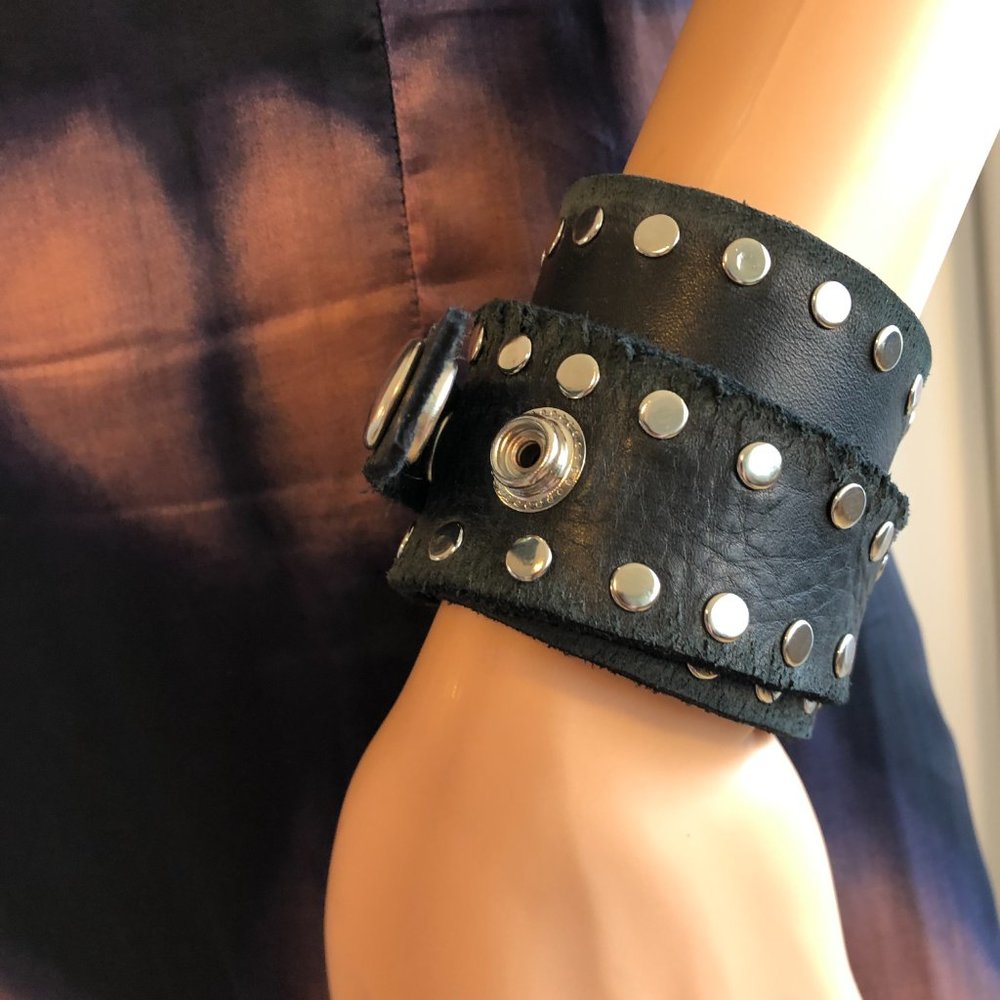 Leather bracelet - Picture 6 of 16